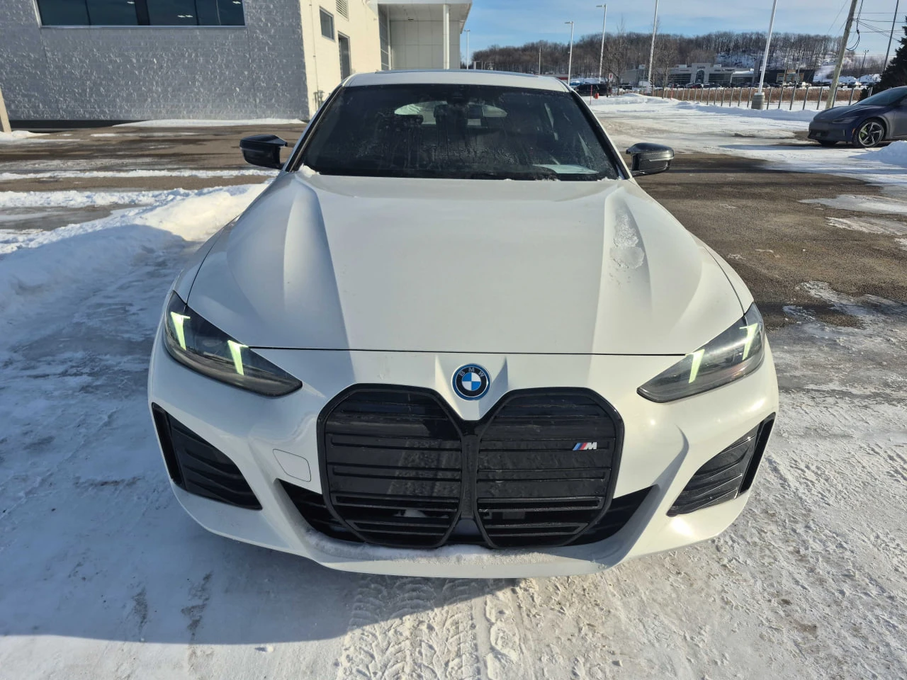 BMW i4 * M50 xDrive* ПОДГРЕВ* KEYLESS* PANO*  - изображение 2