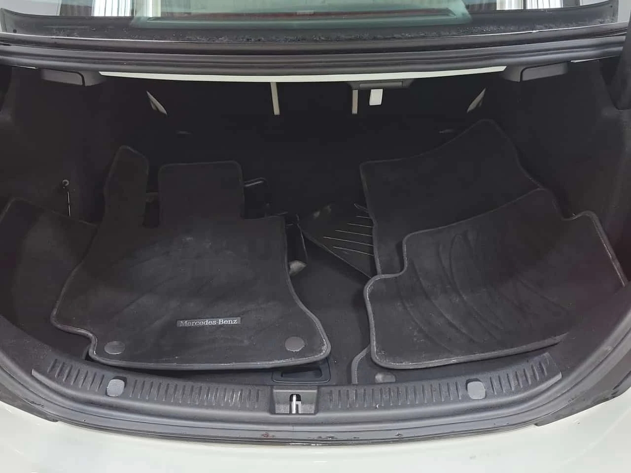 Mercedes-Benz E 300 * CARFAX * ���� �� �� | Mobile.bg � ����������� 14