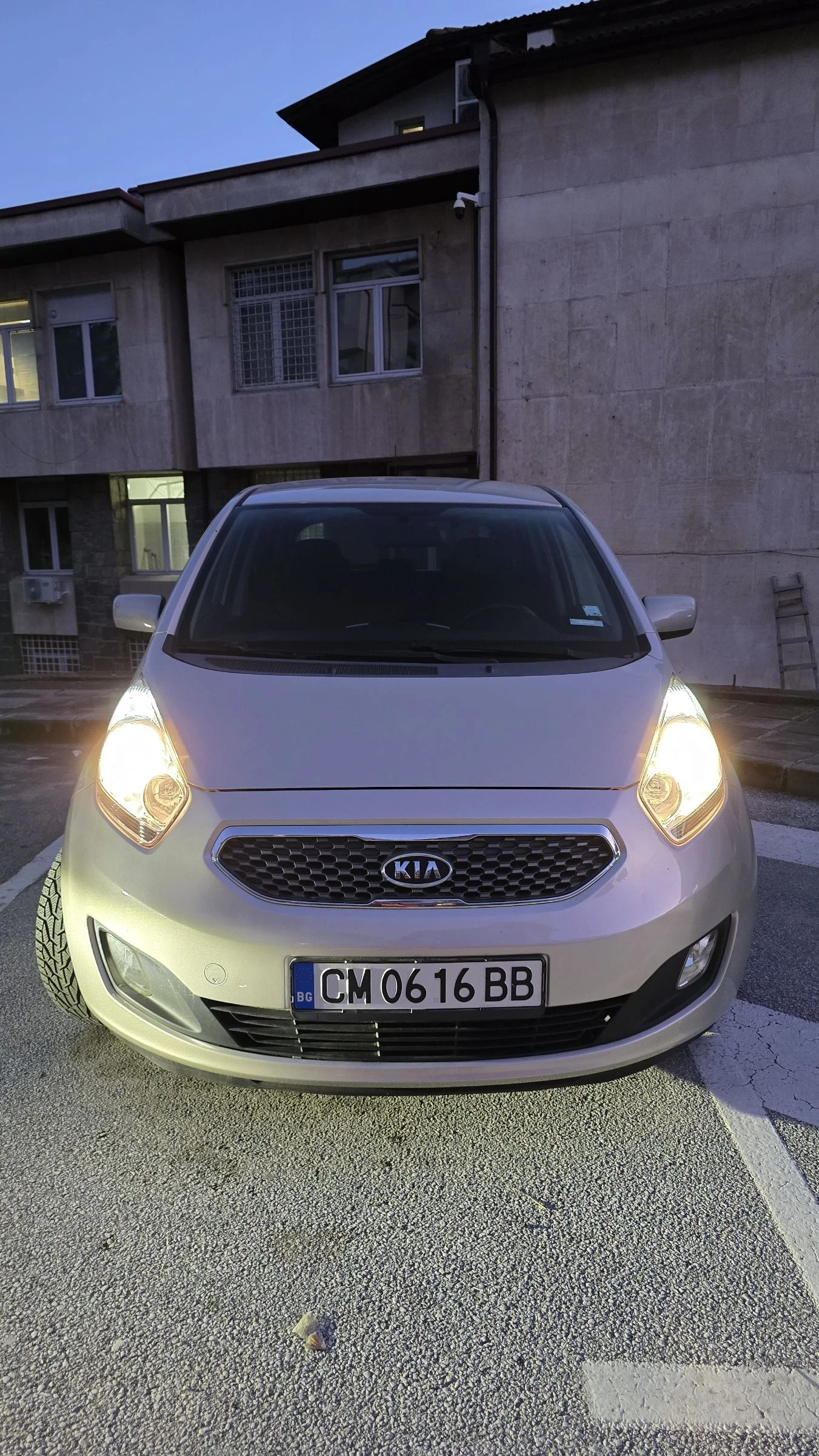 Kia Venga 1.4 DOHC - изображение 3