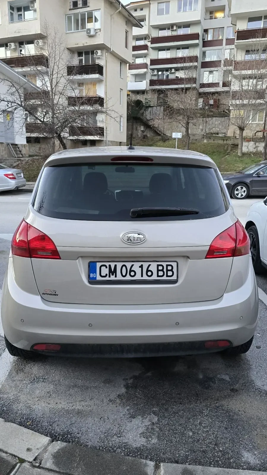 Kia Venga 1.4 DOHC - изображение 2