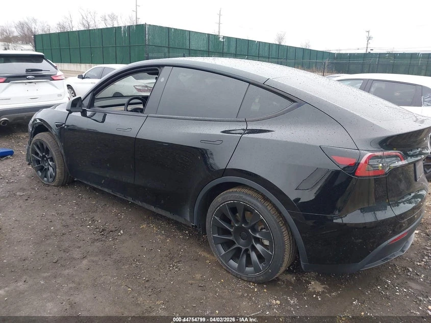 Tesla Model Y Awd/Long Range Dual Motor All-Wheel Drive | Mobile.bg � ����������� 3