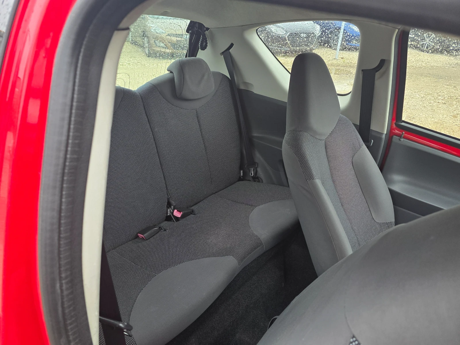 Peugeot 107 1.0, снимка 6 - Автомобили и джипове - 54366314