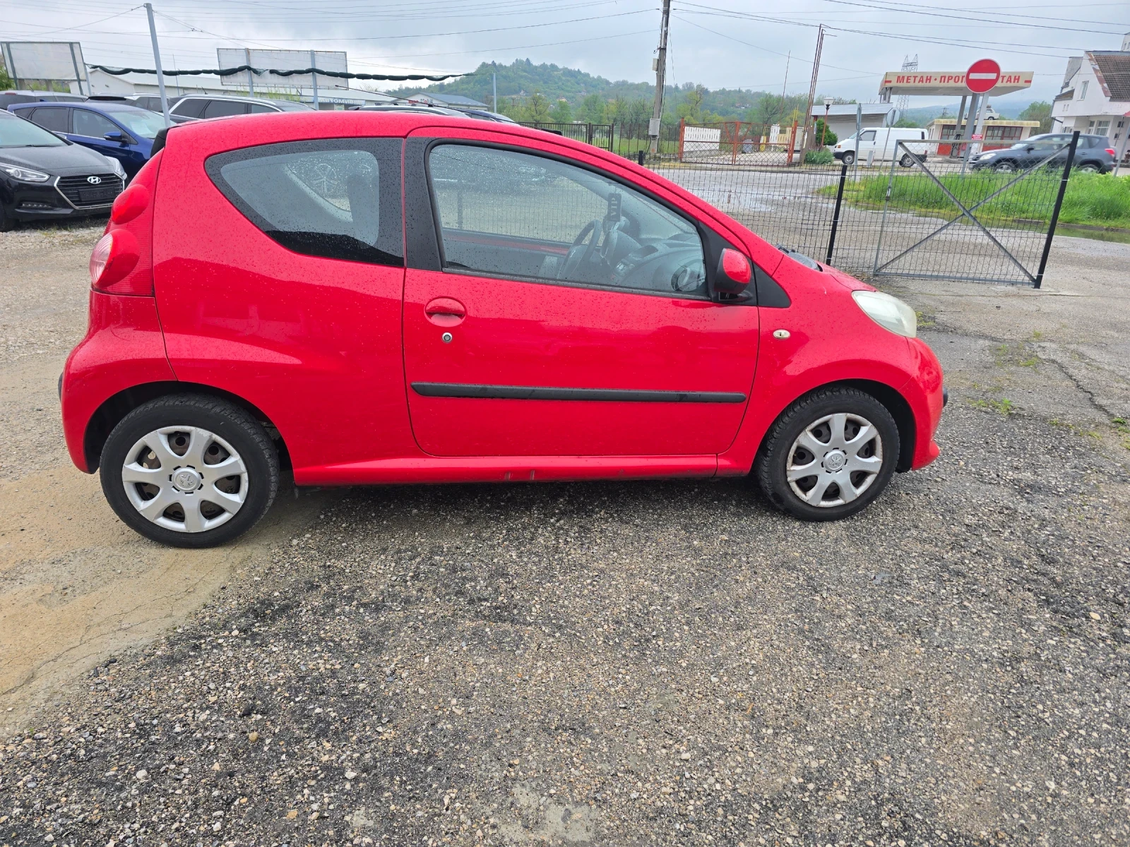 Peugeot 107 1.0, снимка 4 - Автомобили и джипове - 54366314
