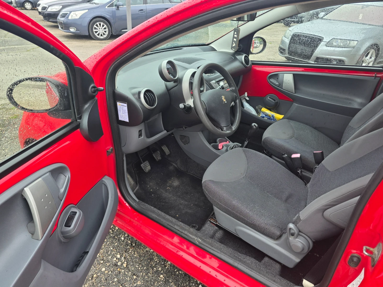 Peugeot 107 1.0, снимка 7 - Автомобили и джипове - 54366314