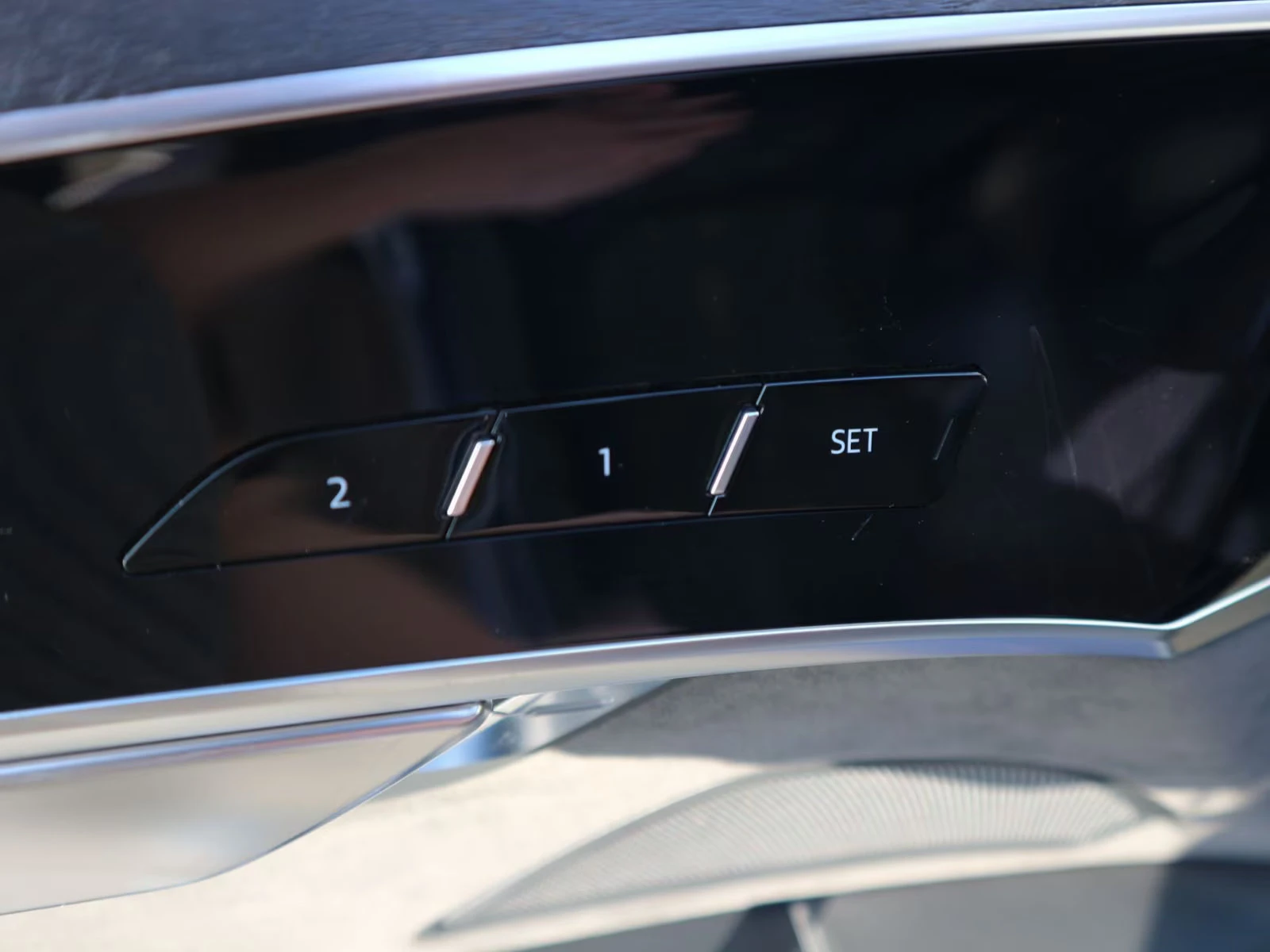 Audi A8 50TDI/286HP/PANO/MASSAGE/360/B&O/HUD/MEMO/378q, снимка 13 - Автомобили и джипове - 54792436