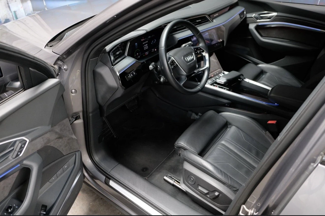 Audi E-Tron 55 Quattro Advanced, снимка 9 - Автомобили и джипове - 54841459