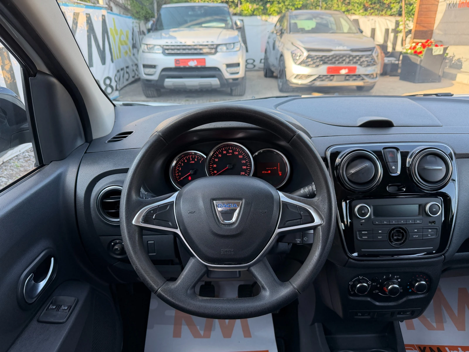 Dacia Lodgy 1.5dci 6ск./7местна/EURO-6D, снимка 12 - Автомобили и джипове - 54973294
