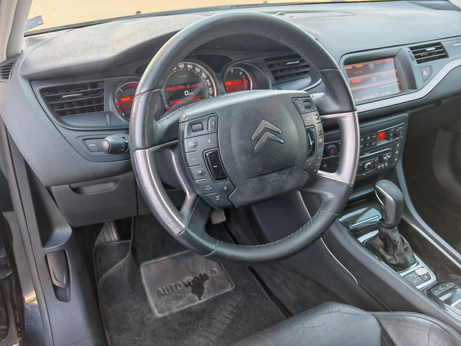 Citroen C5 2.2HDI-204k.ТОП СЪСТОЯНИЕ , ВНОС ОТ ИТАЛИЯ , снимка 13 - Автомобили и джипове - 55159040
