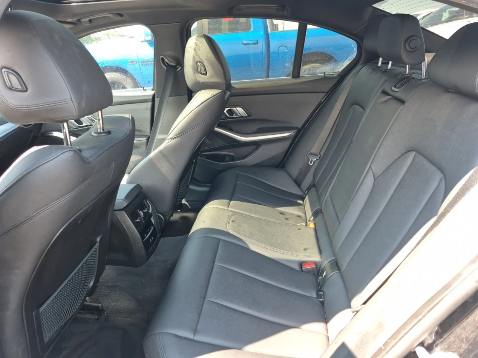 BMW 330 xDrive * АвтоКредит * (ЦЕНА ДО БГ), снимка 16 - Автомобили и джипове - 55514894