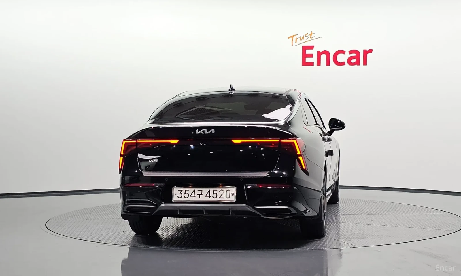Kia K5 Само на газ\Фулл екстри\Обдухване, снимка 4 - Автомобили и джипове - 55587832