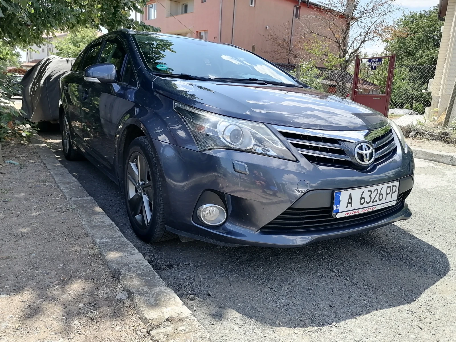 Toyota Avensis 1.8 147кс газ бензин