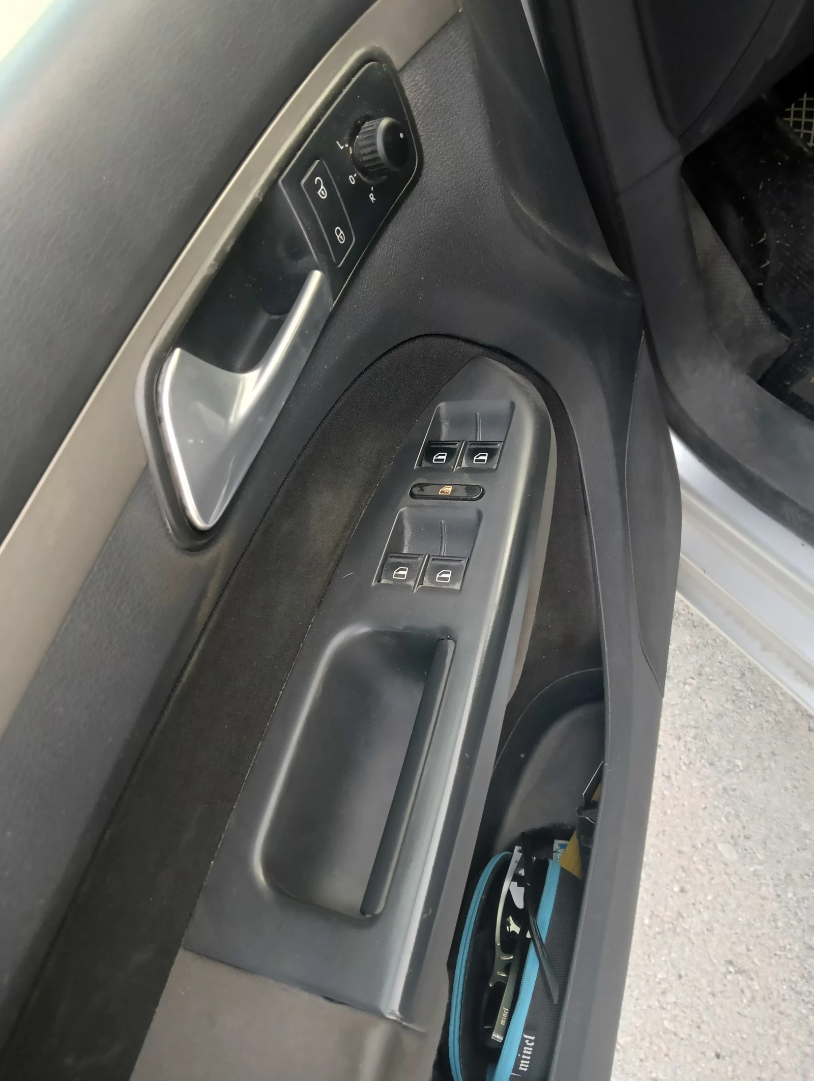 VW Touran, снимка 7 - Автомобили и джипове - 56119844
