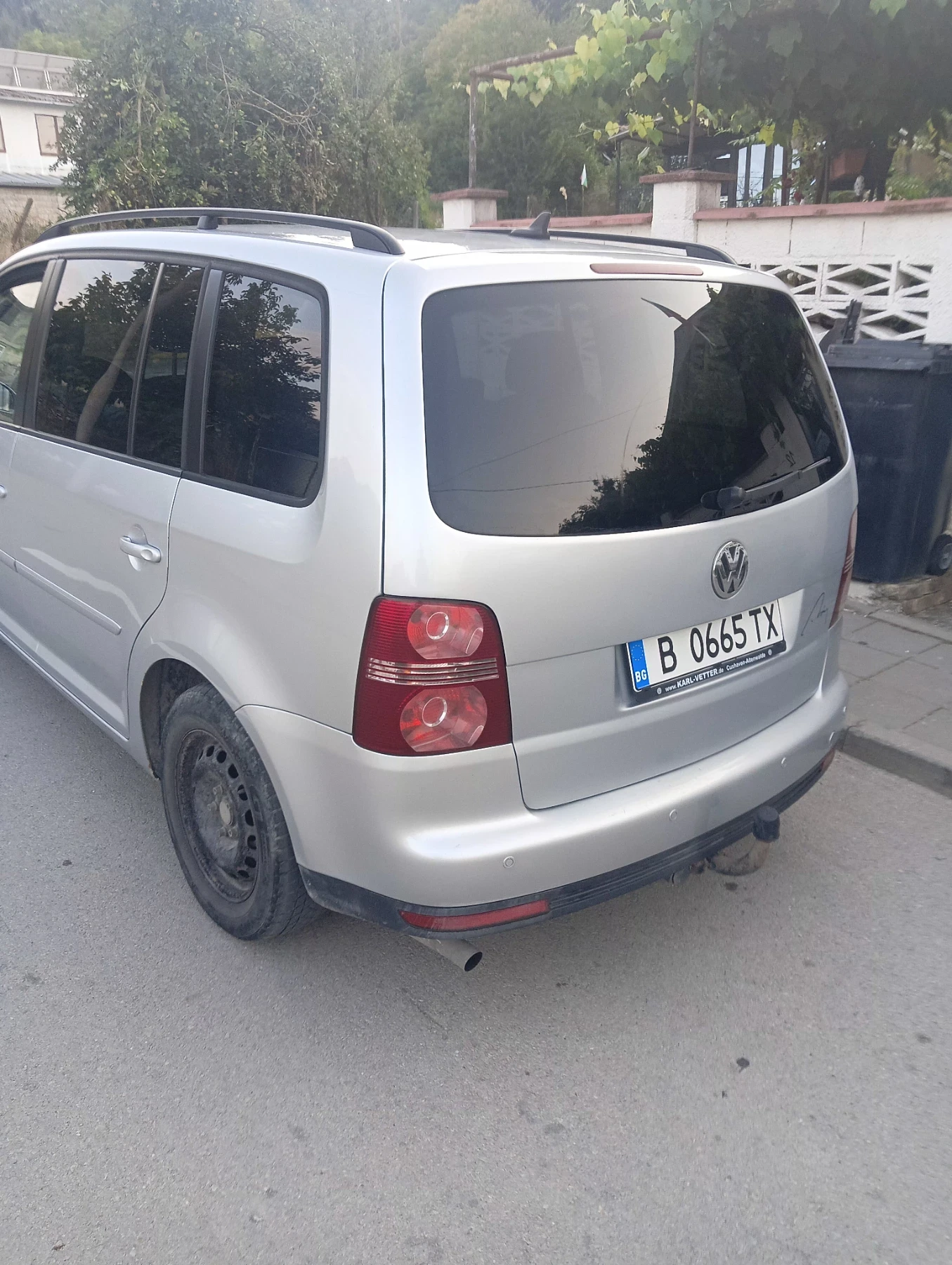 VW Touran, снимка 3 - Автомобили и джипове - 56119844