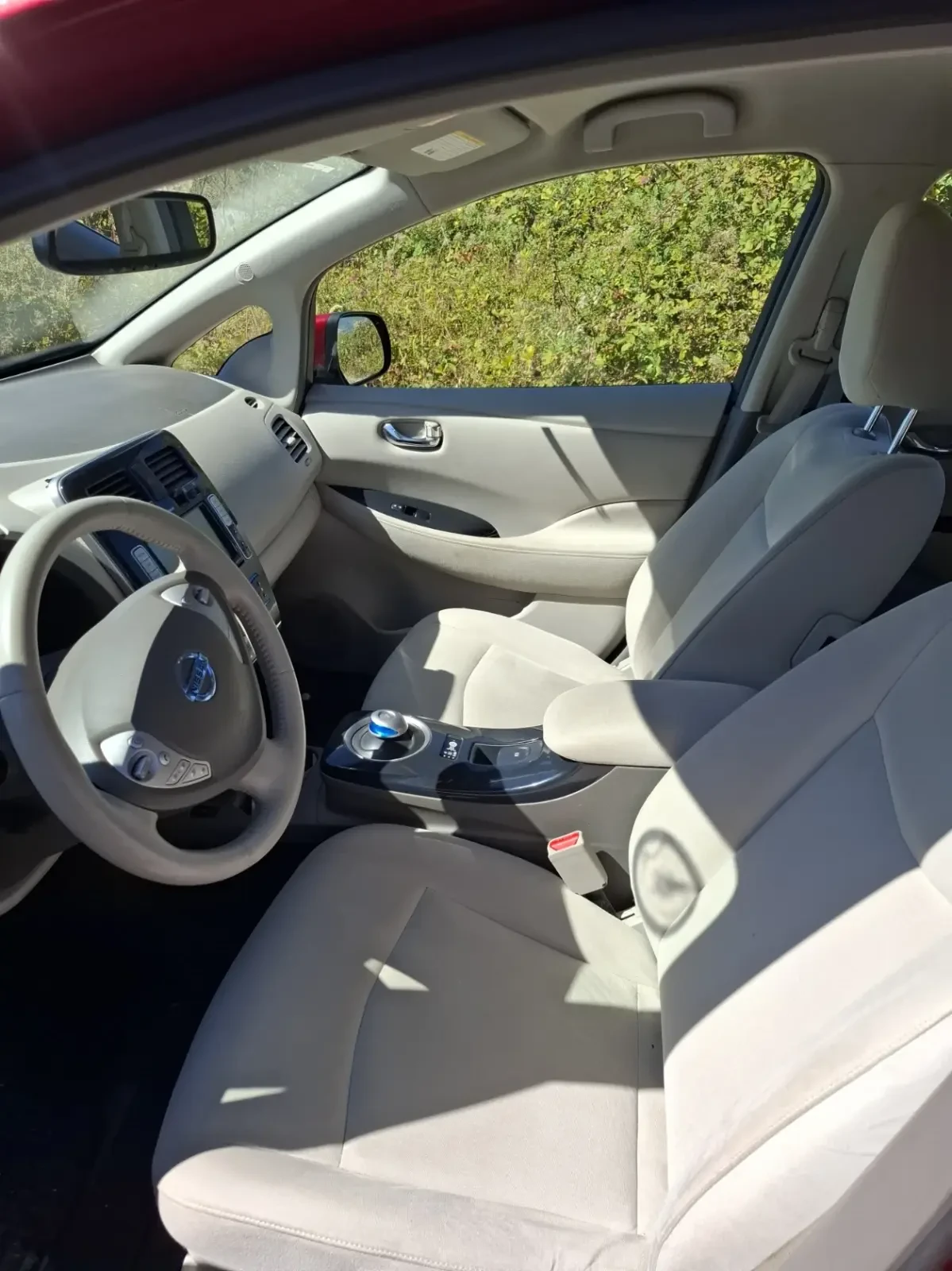 Nissan Leaf , снимка 3 - Автомобили и джипове - 56171943