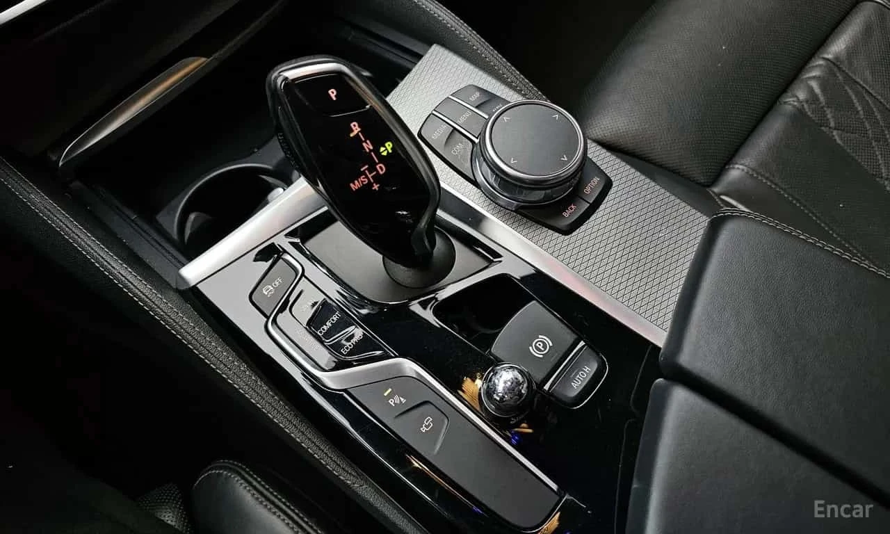 BMW 550 / DIESEL / 4 ТУРБИНИ / ОБДУХВАНЕ / ХЕД-ЪП, снимка 9 - Автомобили и джипове - 56197443