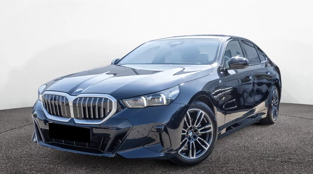 BMW 530E * M-SPORT* HEAD-UP* H&K* 360CAM* MEMORY* DISTR* 