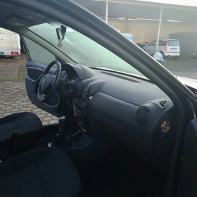 Dacia Duster 1.5d Италия - 1599 € / 3127.37 лв. - 88270882 9