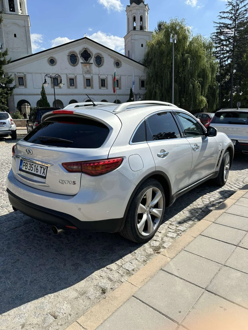 Infiniti QX70 S, снимка 6 - Автомобили и джипове - 47538367