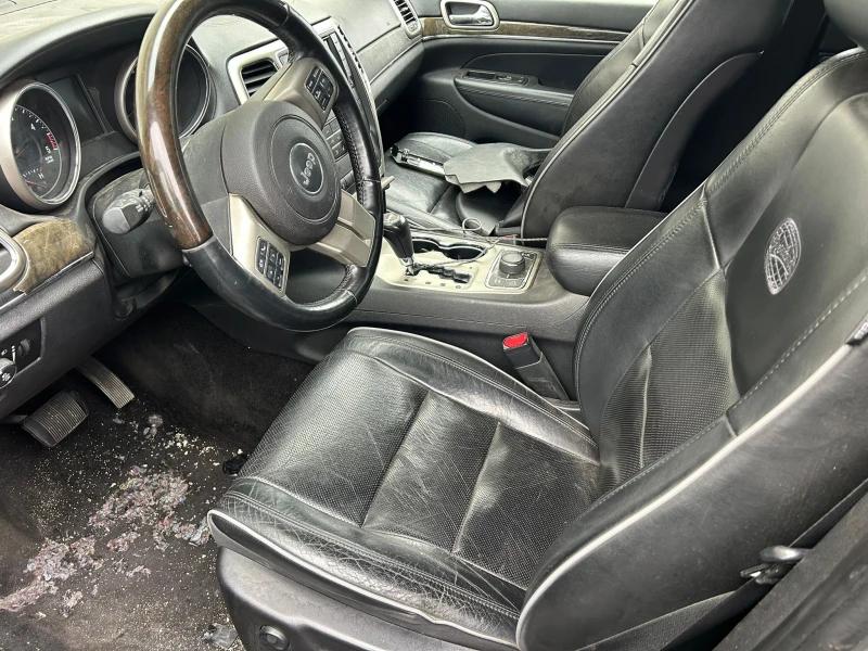 Jeep Grand cherokee 3.0D, снимка 8 - Автомобили и джипове - 47970168