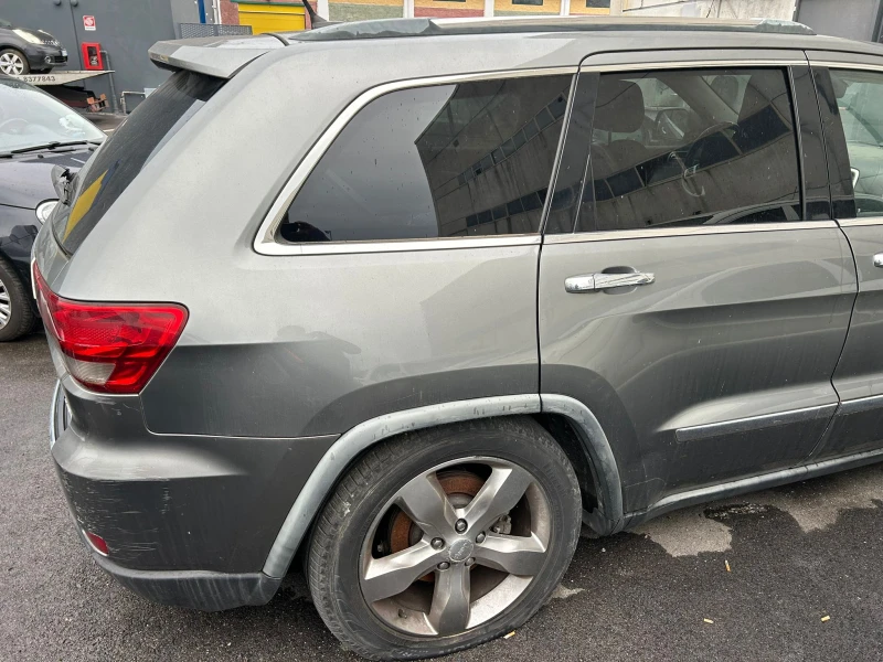 Jeep Grand cherokee 3.0D, снимка 6 - Автомобили и джипове - 47970168