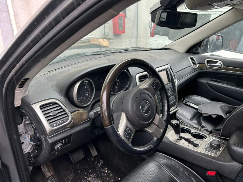 Jeep Grand cherokee 3.0D, снимка 7 - Автомобили и джипове - 47970168