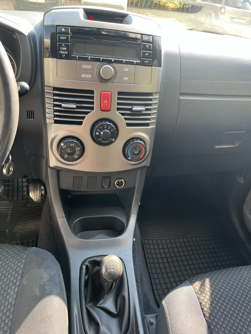 Daihatsu Terios 1.5, снимка 13 - Автомобили и джипове - 52484164
