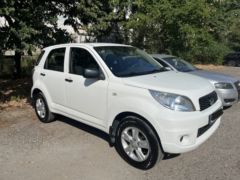 Daihatsu Terios 1.5, снимка 2 - Автомобили и джипове - 52484164
