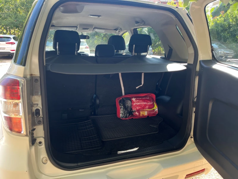 Daihatsu Terios 1.5, снимка 7 - Автомобили и джипове - 52484164