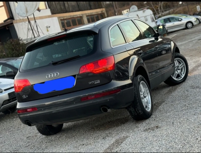 Audi Q7, снимка 4 - Автомобили и джипове - 52707533