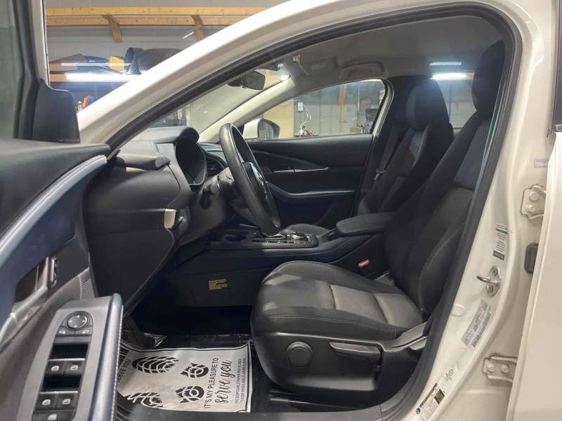 Mazda CX-30 * AWD * CARFAX * БЕЗ ПЪРВОНАЧАЛНА ВНОСКА, снимка 9 - Автомобили и джипове - 53001336