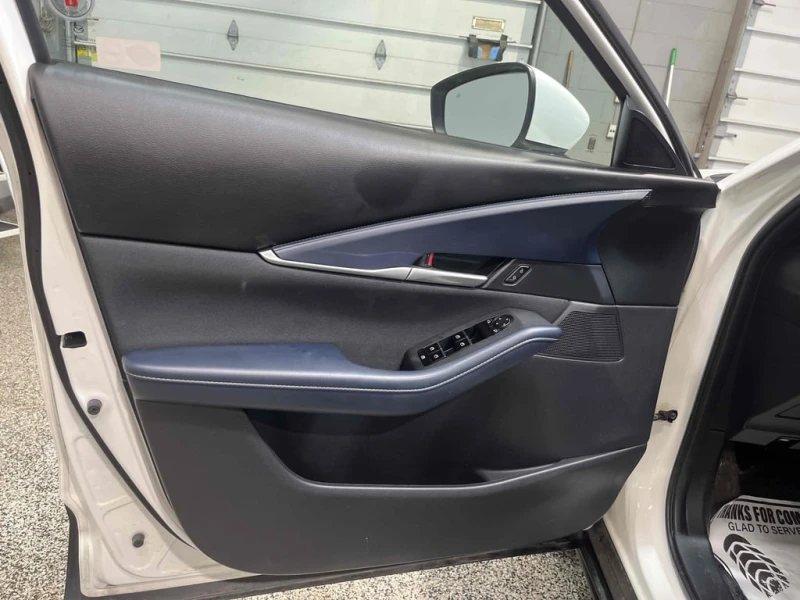 Mazda CX-30 * AWD * CARFAX * БЕЗ ПЪРВОНАЧАЛНА ВНОСКА, снимка 15 - Автомобили и джипове - 53001336