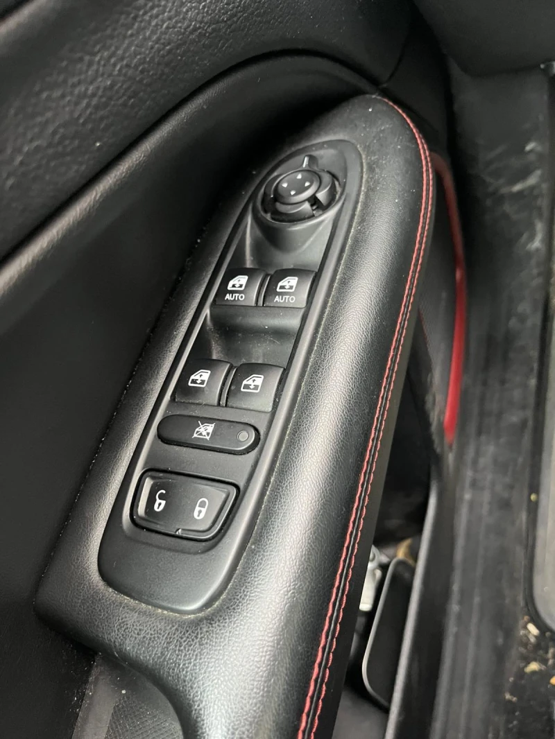 Jeep Compass, снимка 13 - Автомобили и джипове - 53171528