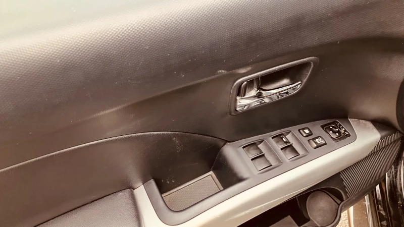 Peugeot 4007, снимка 11 - Автомобили и джипове - 53283438