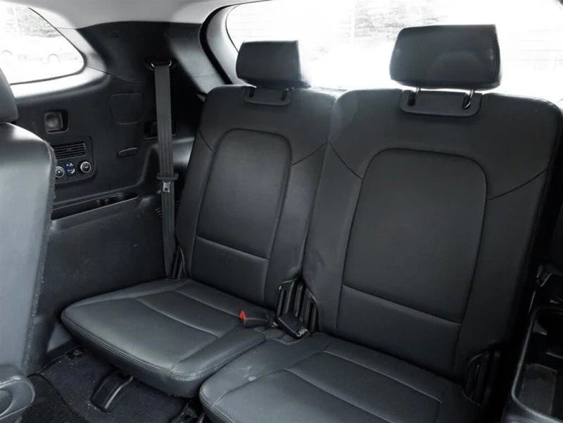 Hyundai Santa fe XL Luxury AWD* АвтоКредит* ( ЦЕНА ДО БЪЛГАРИЯ ), снимка 15 - Автомобили и джипове - 53407611