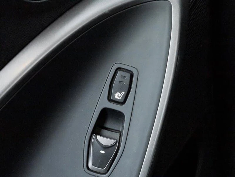 Hyundai Santa fe XL Luxury AWD* АвтоКредит* ( ЦЕНА ДО БЪЛГАРИЯ ), снимка 13 - Автомобили и джипове - 53407611