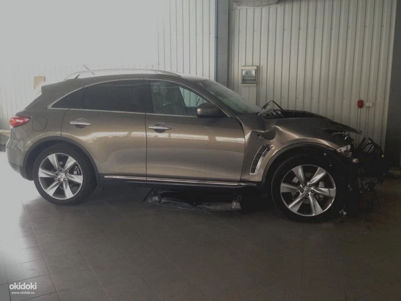 Infiniti Fx 30 3.0sd FULL, снимка 2 - Автомобили и джипове - 15959706