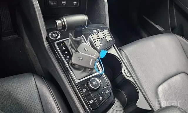Kia Sportage 2WD / DISTRONIC / ЛИЗИНГ, снимка 9 - Автомобили и джипове - 55631727