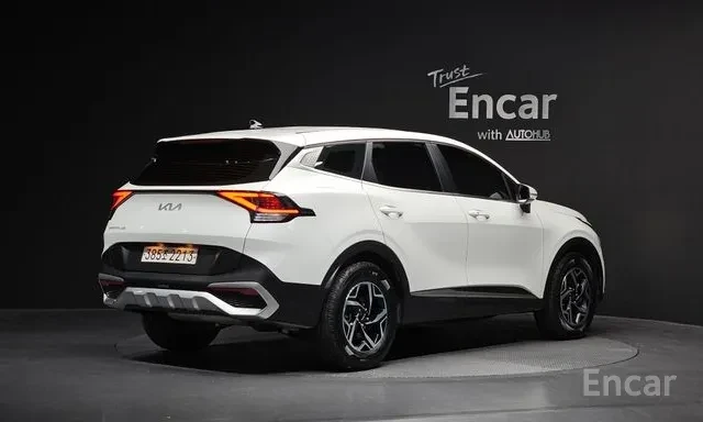 Kia Sportage 2WD / DISTRONIC / ЛИЗИНГ, снимка 2 - Автомобили и джипове - 55631727