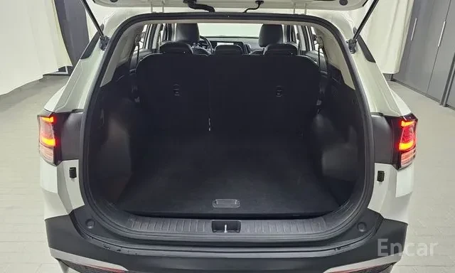 Kia Sportage 2WD / DISTRONIC / ЛИЗИНГ, снимка 16 - Автомобили и джипове - 55631727