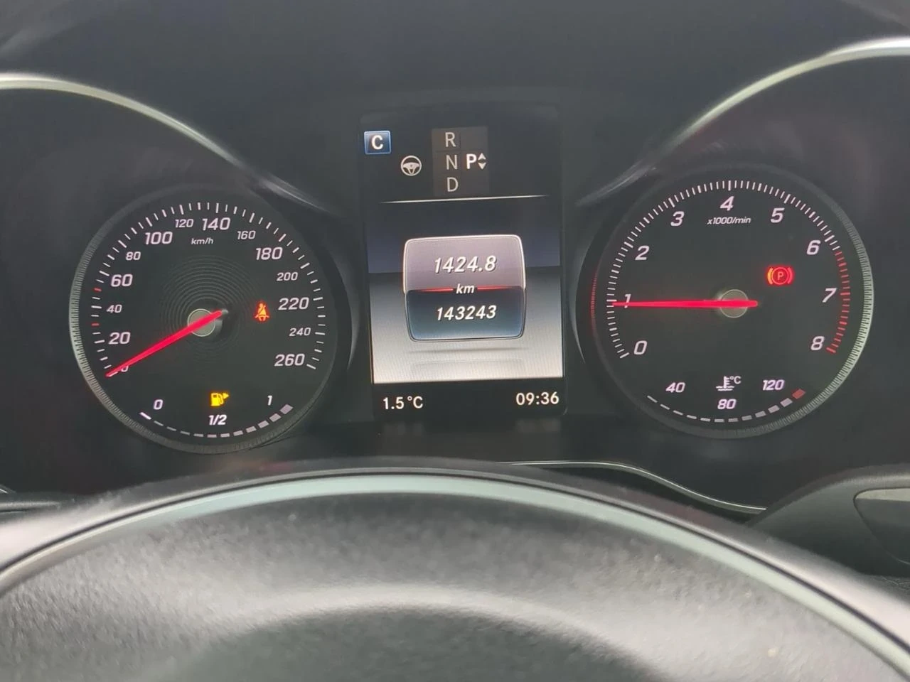 Mercedes-Benz GLC 300 С РЕГИСТРАЦИЯ & АВТО КРЕДИТ - изображение 10