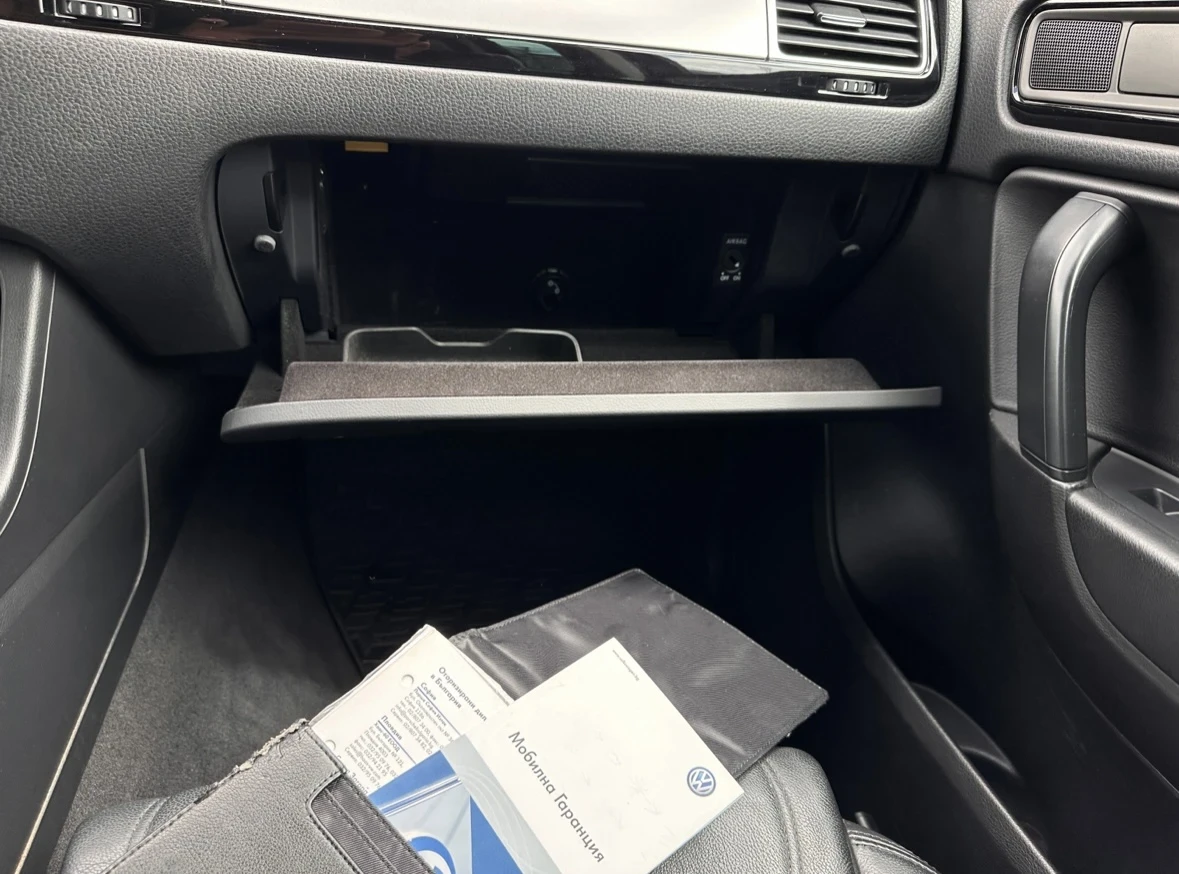 VW Touareg 3.0 TDI, 239hp, снимка 5 - Автомобили и джипове - 54015421