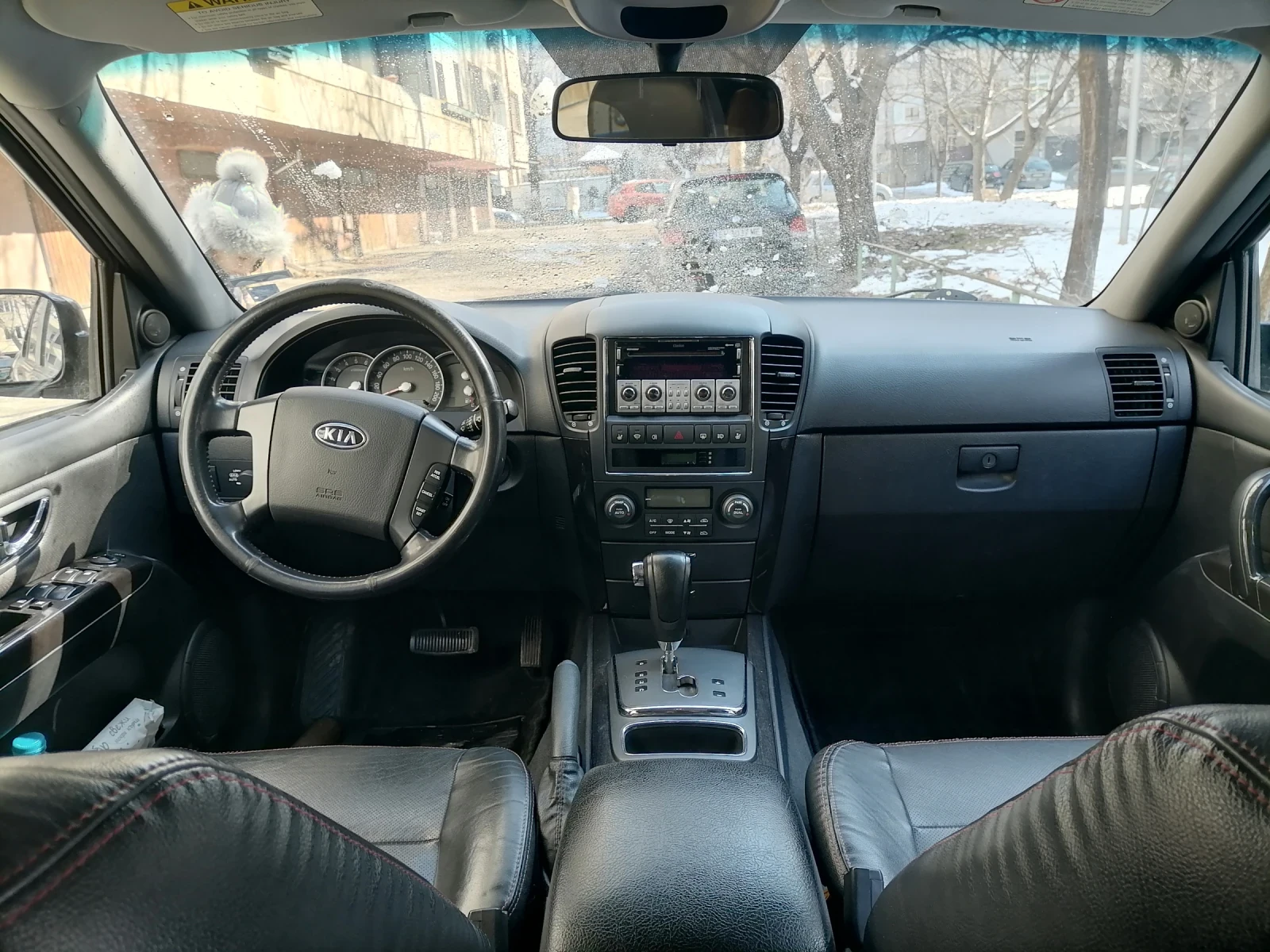 Kia Sorento, снимка 12 - Автомобили и джипове - 54689232