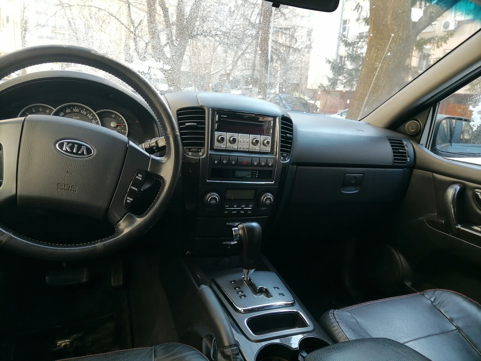 Kia Sorento, снимка 10 - Автомобили и джипове - 54689232