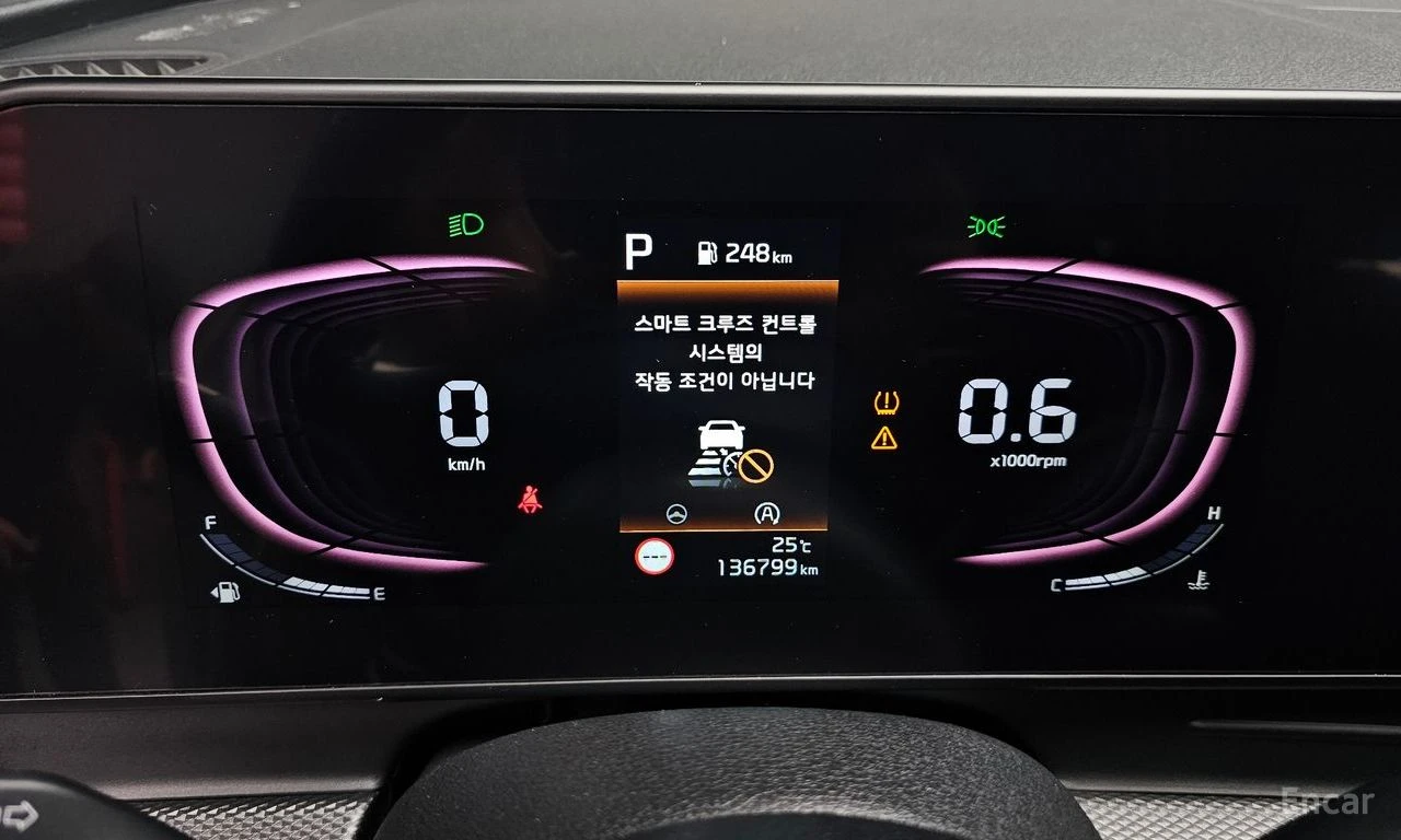 Kia Sportage 1.6T Trendy* HARMAN KARDON* ПОДГРЕВ* КАМЕРА* , снимка 10 - Автомобили и джипове - 54766015