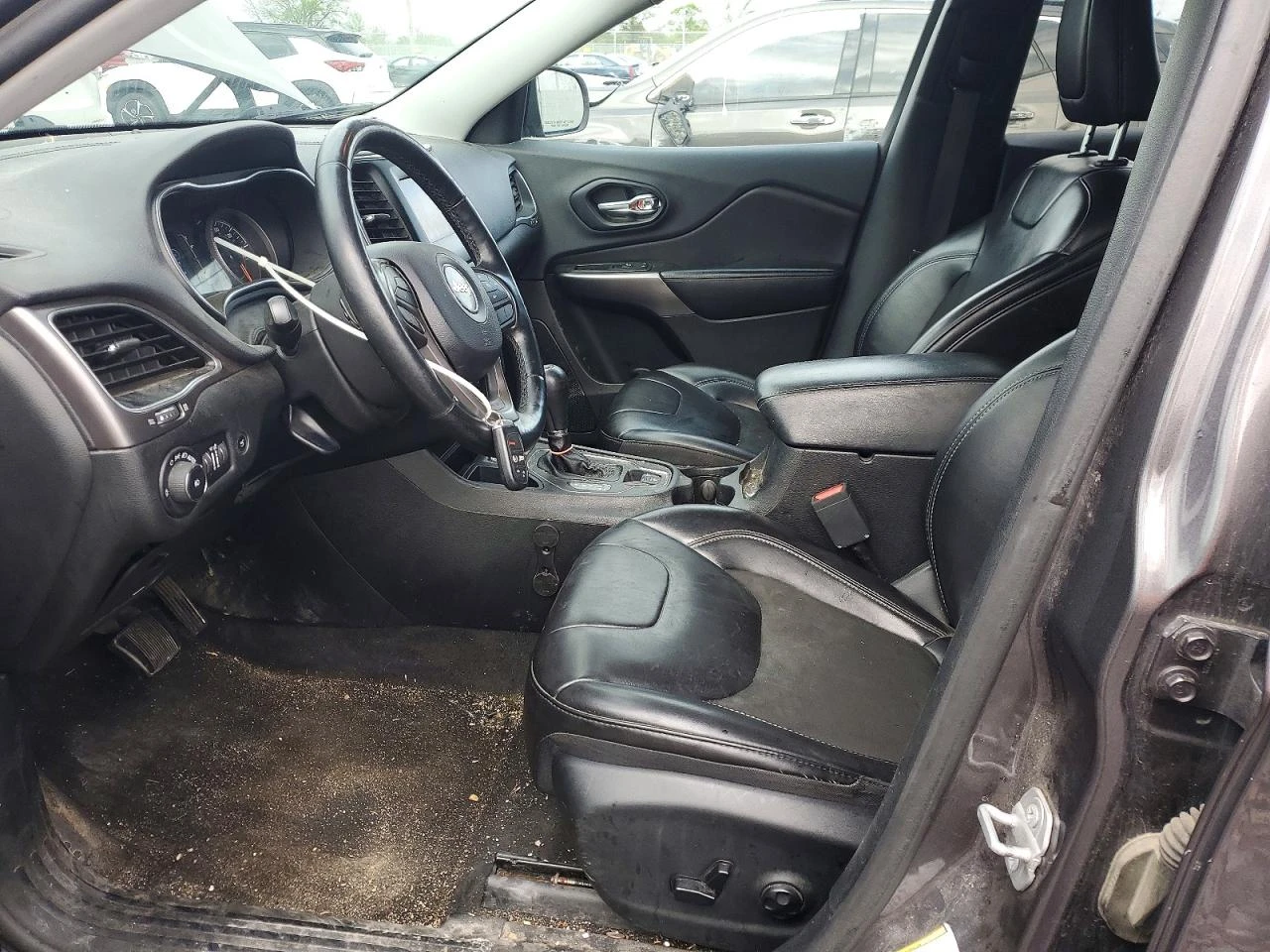 Jeep Cherokee Latitude Plus, снимка 7 - Автомобили и джипове - 54819142