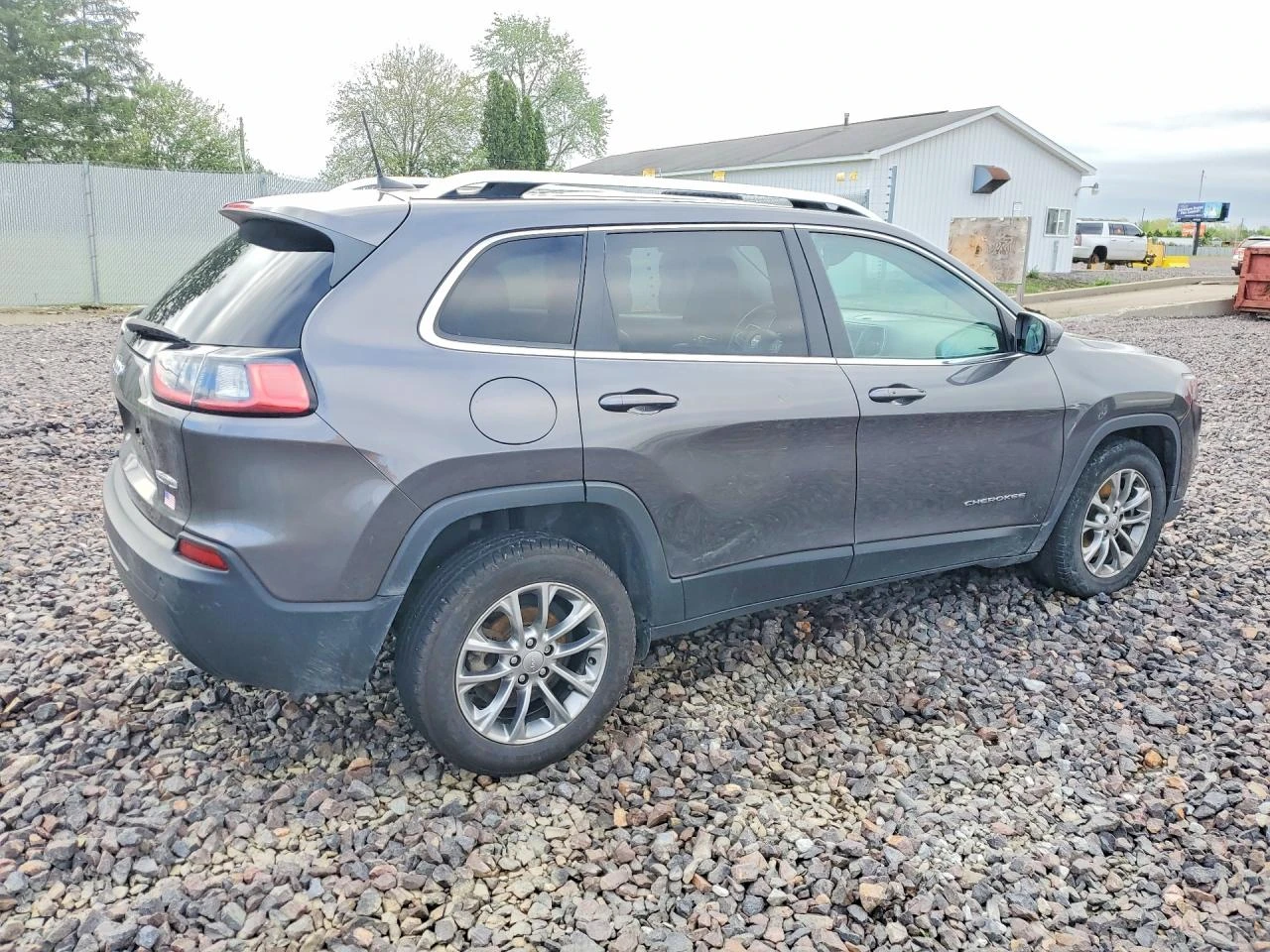 Jeep Cherokee Latitude Plus, снимка 3 - Автомобили и джипове - 54819142