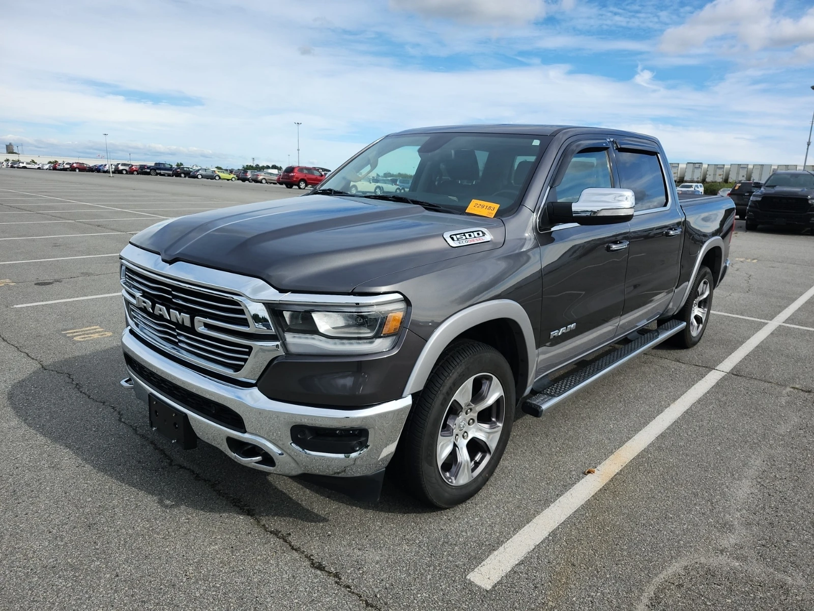 Dodge RAM 1500 LARAMIE* ОБДУХ* ПОДГРЕВ* HARMAN/KARDON* ПАНО* 