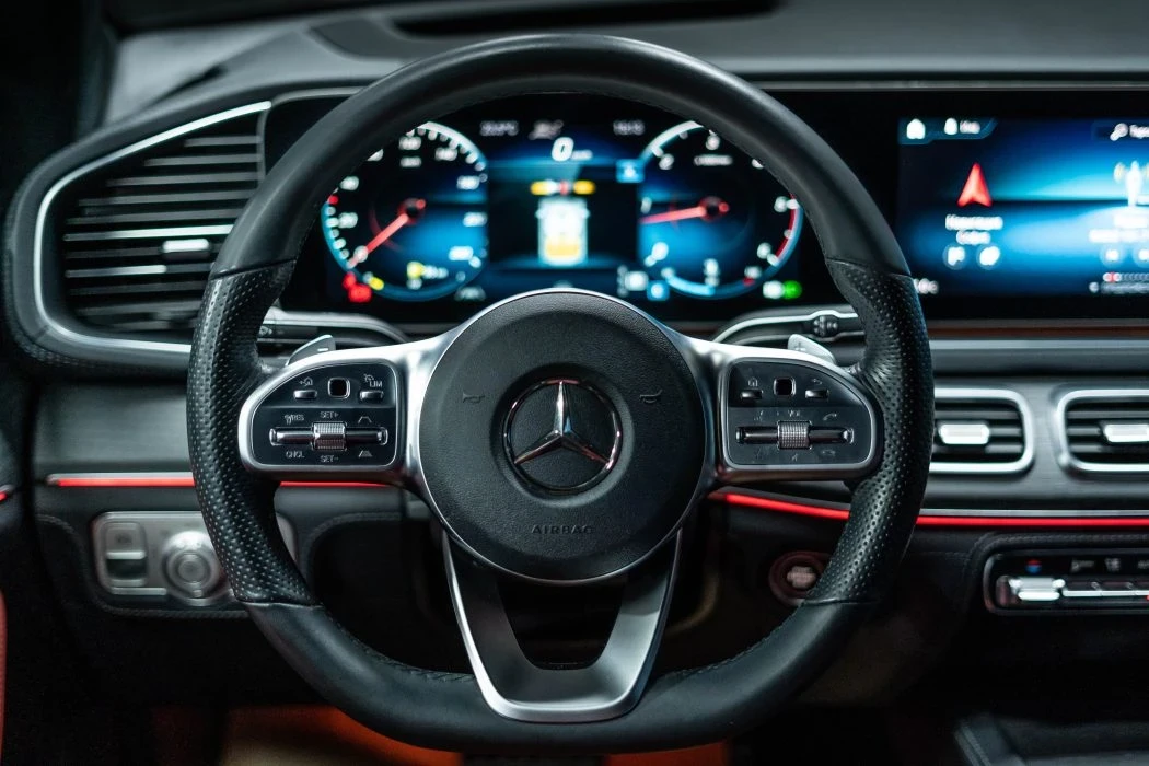 Mercedes-Benz GLE 400, снимка 12 - Автомобили и джипове - 55514345