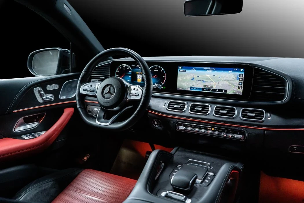 Mercedes-Benz GLE 400, снимка 11 - Автомобили и джипове - 55514345