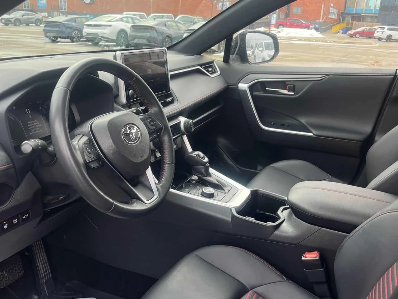 Toyota Rav4 * AWD * CARFAX * БЕЗ ПЪРВОНАЧАЛНА ВНОСКА, снимка 5 - Автомобили и джипове - 55754365